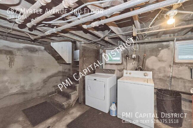 Building Photo - 687 Myrtle Ave