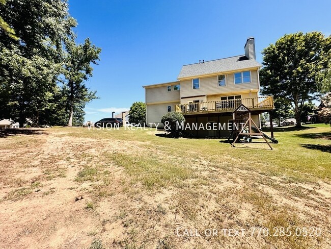 Building Photo - 19 Baywood Ln