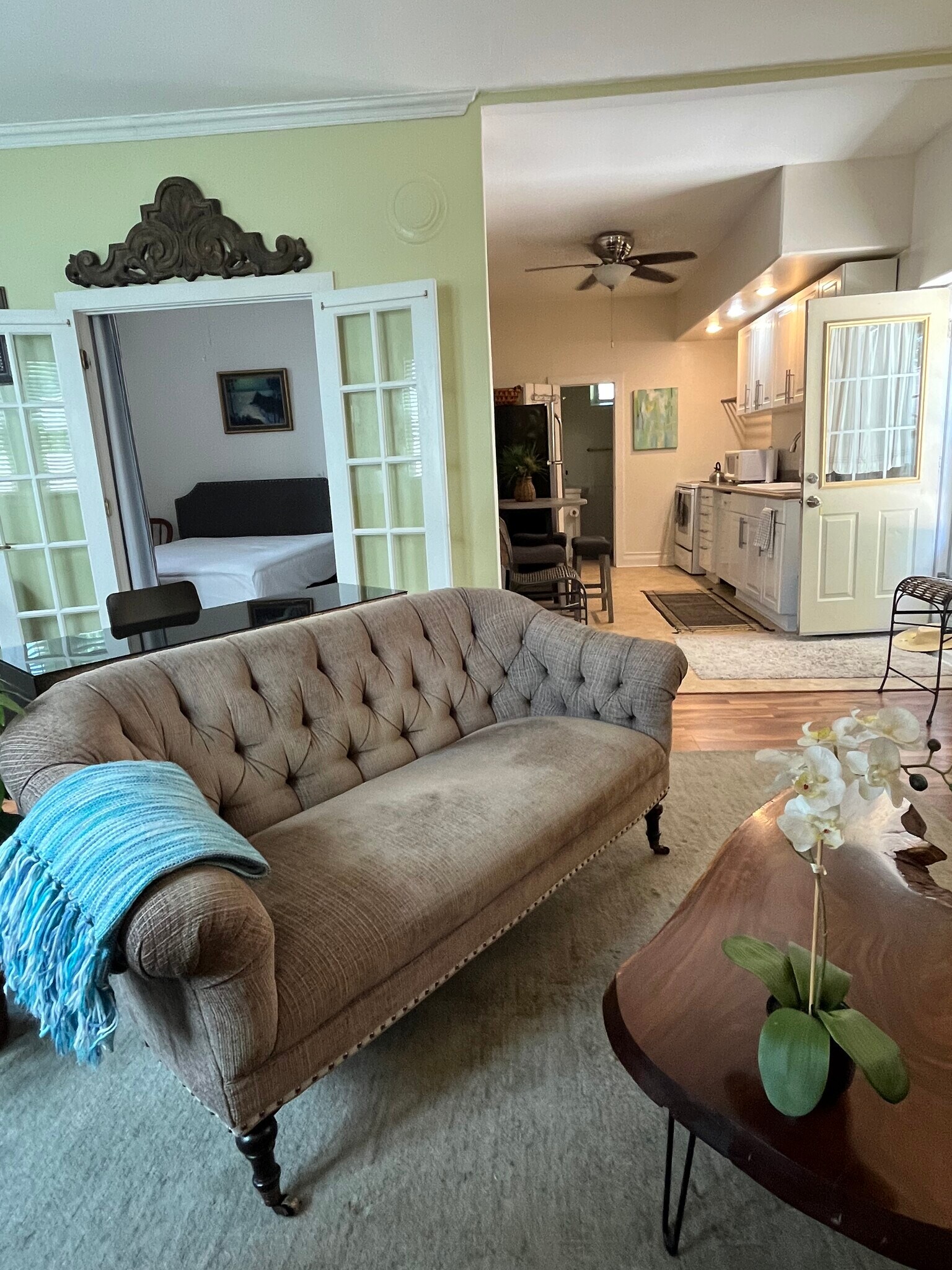 Building Photo - 211 King St