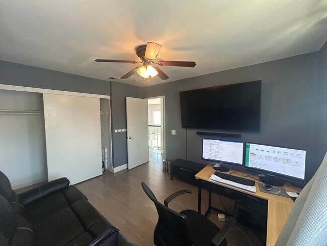 Building Photo - Upgraded 4-Bedroom Home in Gated Green Riv...