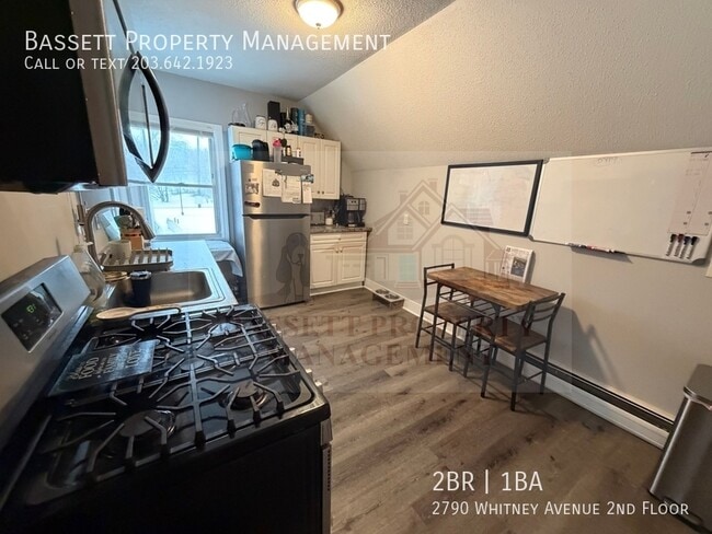 Building Photo - 2790 Whitney Ave