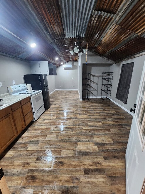 Building Photo - 2138 Richardson Rd