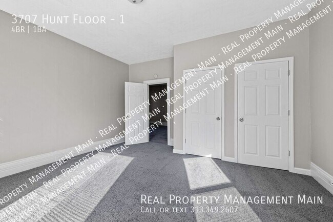 Building Photo - 3707 Hunt St