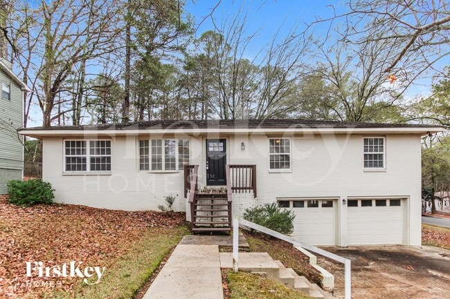 Building Photo - 901 Rich Rd