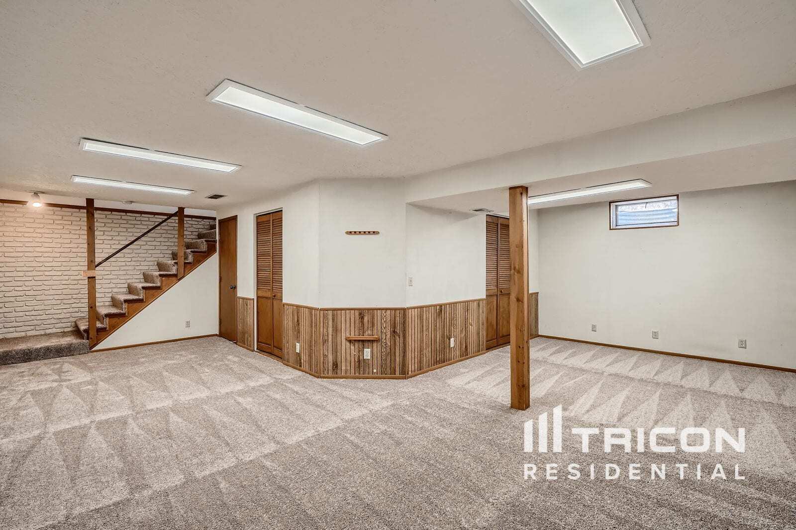 Building Photo - 1613 Irving Ln