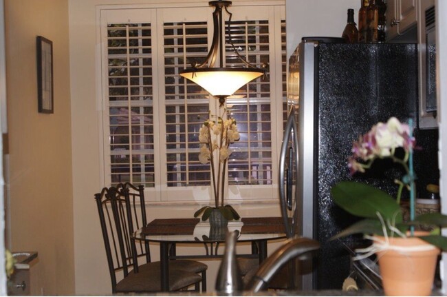Dinette ara - 3240 Fairway Cir