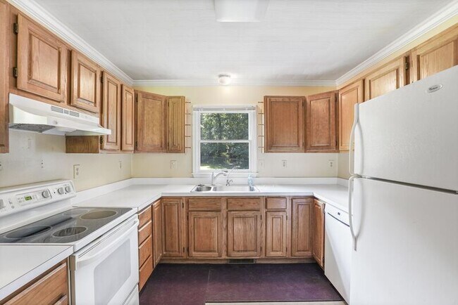 Building Photo - 8170 Linda Ln