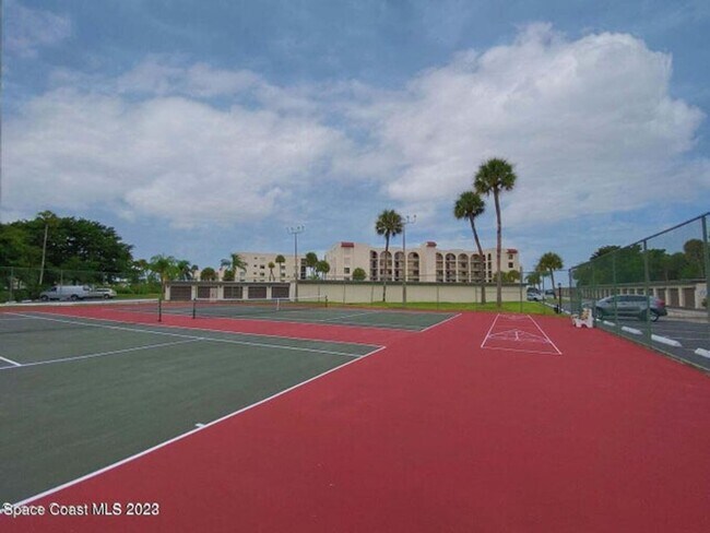 Building Photo - Costa Del Sol