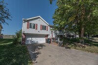 Building Photo - SanTima