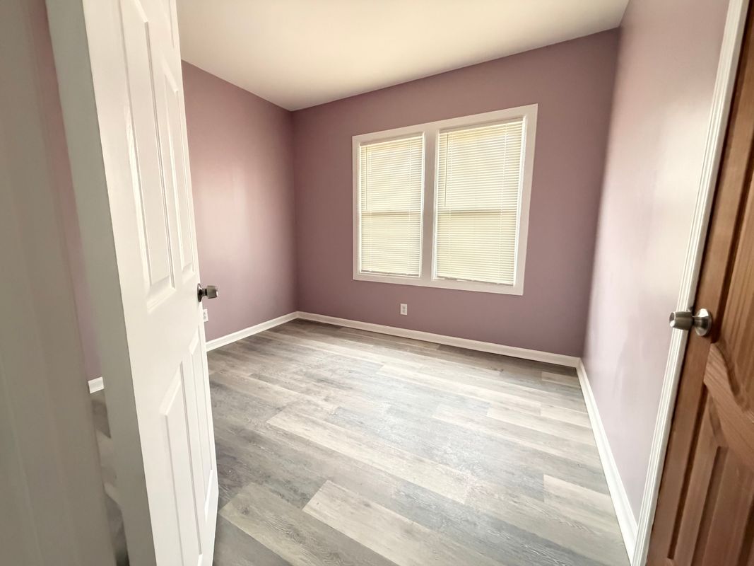 Building Photo - 3259 Cortland St