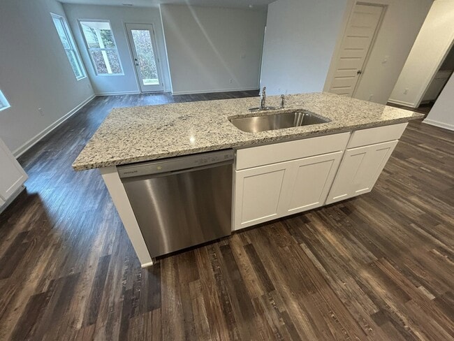 Building Photo - 309 Oakmont Cir