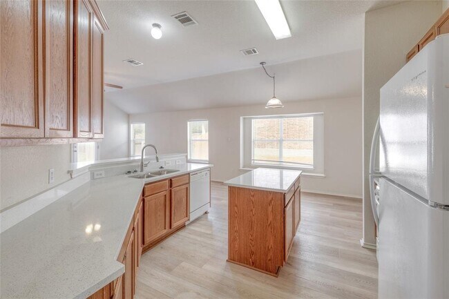 Building Photo - 1538 Haynie Bend