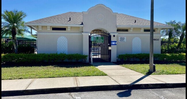 Building Photo - 10264 Oak Crest Rd