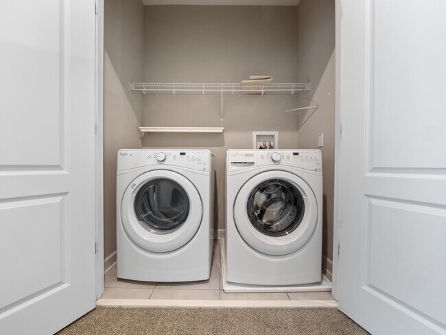 Building Photo - 1442 Resolute St