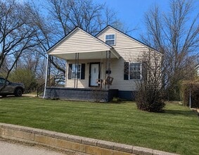 Building Photo - 107 Darleen Ct
