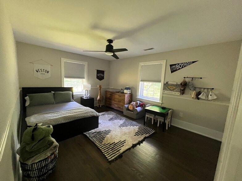 Building Photo - 231 Colonial Ave