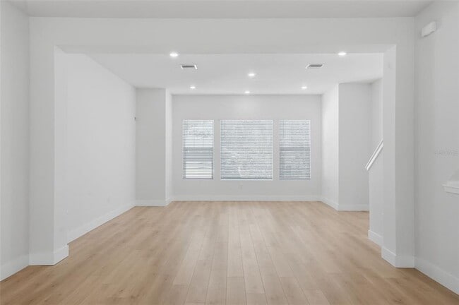 Building Photo - 2123 1st Ave N