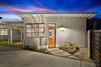 Building Photo - Carr- 1636-1638 Santa Ana