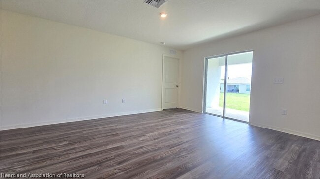 Building Photo - 1260 Stone Ridge Cir