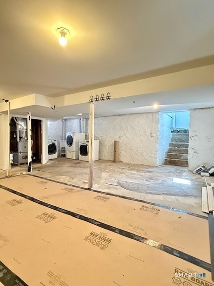 Building Photo - 20 Lemay St