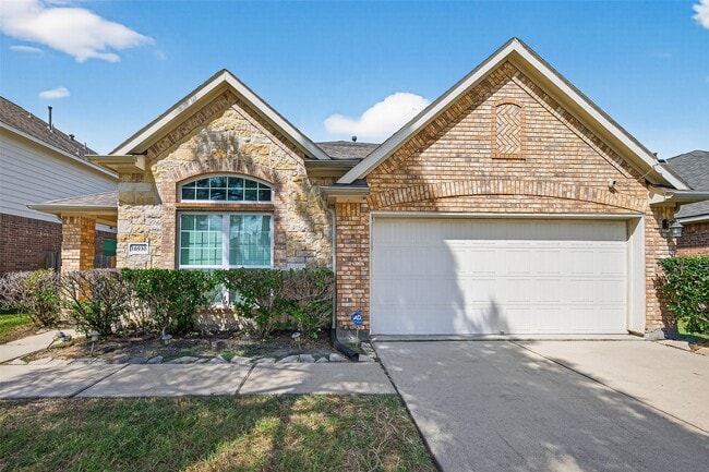 Primary Photo - 16930 Creek Mountain Dr