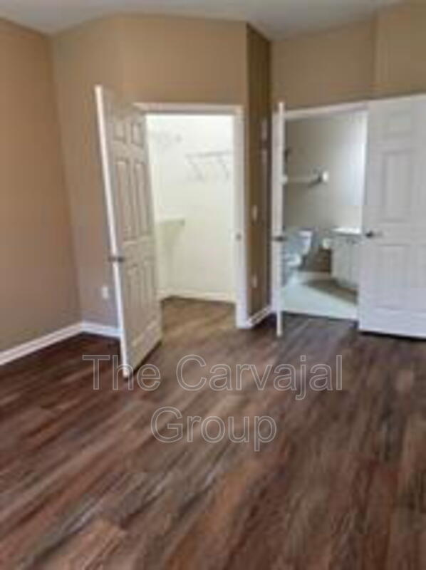 Building Photo - 6335 Contessa Dr