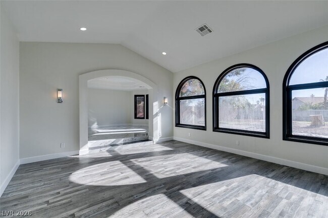 Building Photo - 7040 Obannon Drive