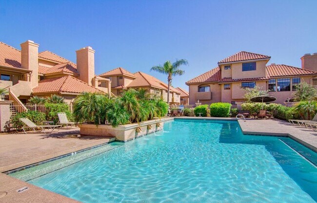 Building Photo - 1211 N Miller Rd