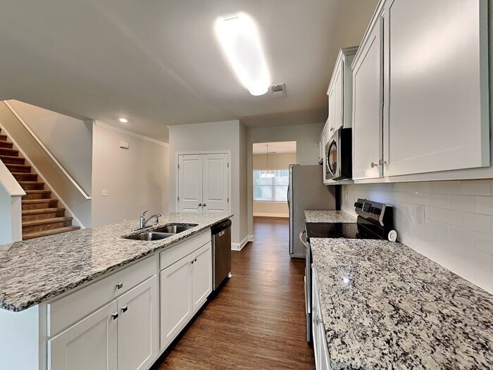 Building Photo - 3817 Sapphire Ridge Ct