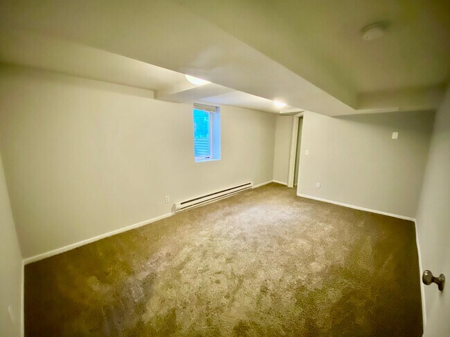 Building Photo - 3448 Girard Ave S