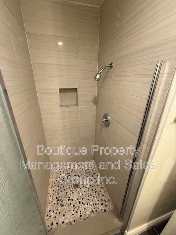 Building Photo - 11086 El Amarillo Ave