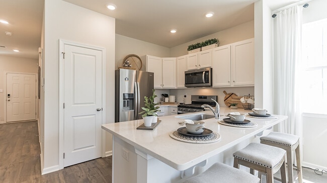 Building Photo - 155 Sickler Ct