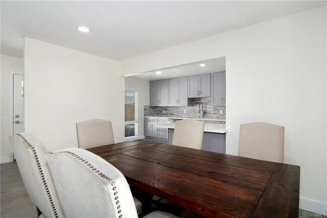Building Photo - 22730 Cantlay St