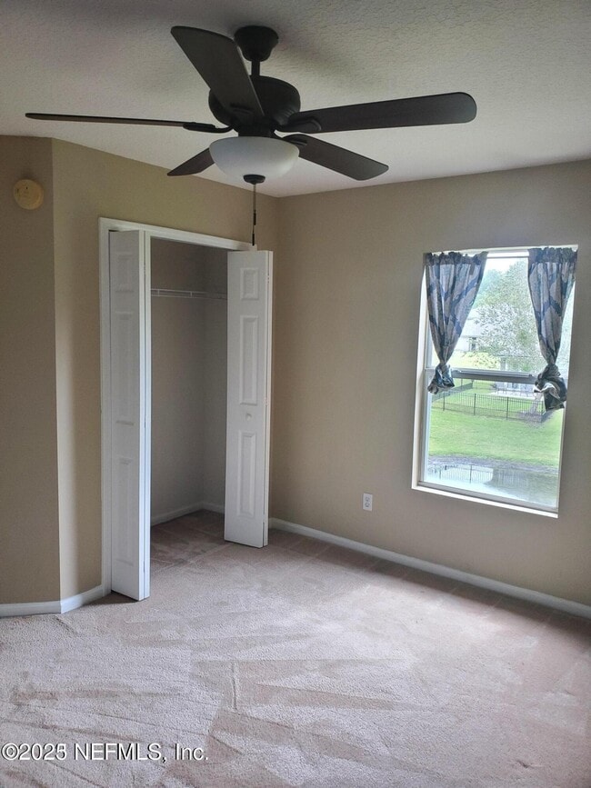 Building Photo - 1625 Vineland Cir