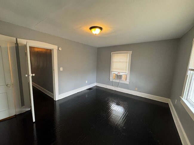 Building Photo - 3632-3634 Birchwood Ave