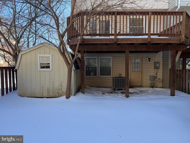 Building Photo - 302 Twisted Stalk Dr