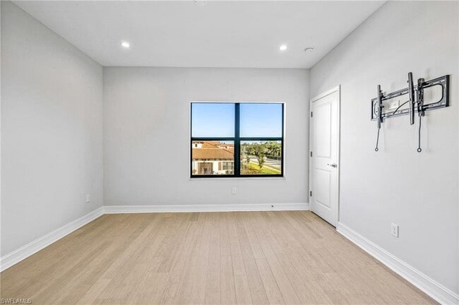 Building Photo - 7841 Bristol Cir