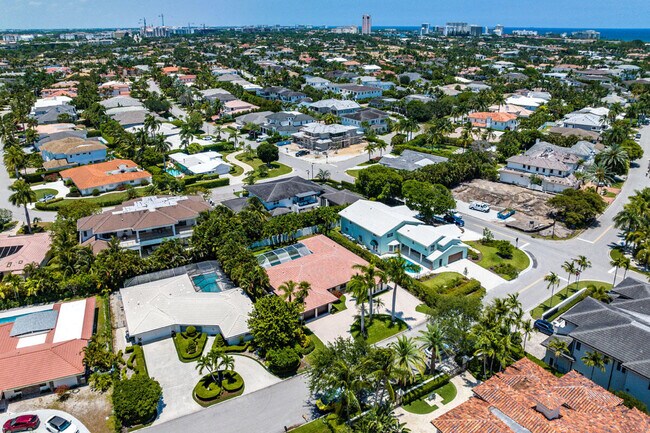 Building Photo - 263 S Maya Palm Dr