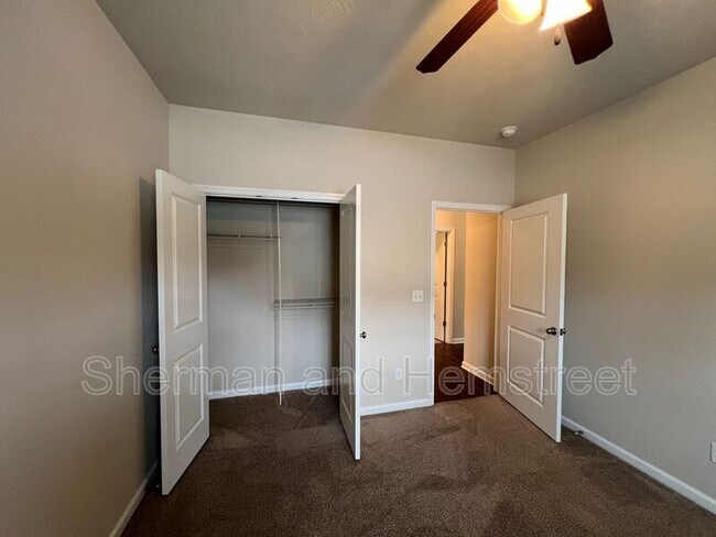 Building Photo - 1003 Joiner Cir