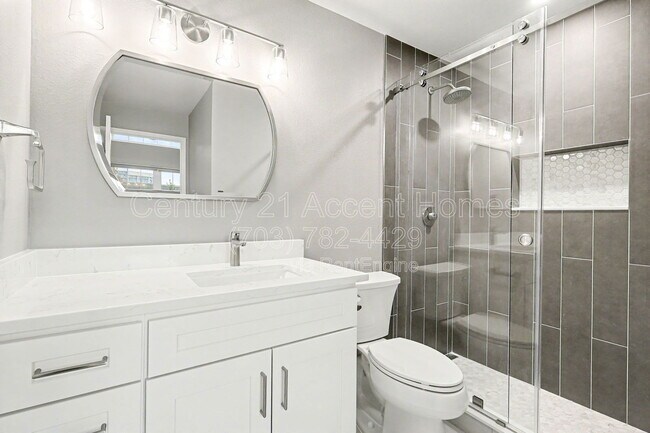 Building Photo - 3313 Wyndham Cir