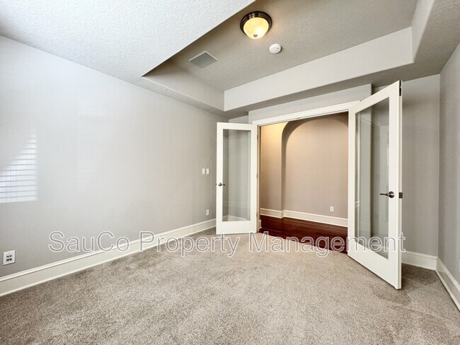 Building Photo - 13373 SW Shakespeare St