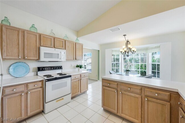 Building Photo - 736 Wiggins Lake Dr