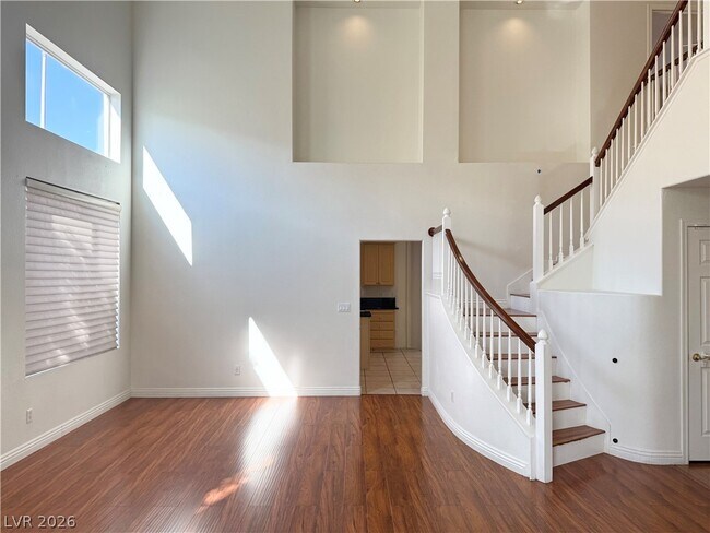 Building Photo - 705 Lexington Cross Dr
