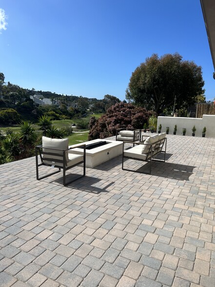 Building Photo - 822 Camino de los Mares