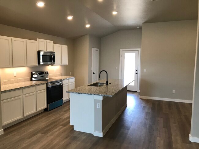 Building Photo - 3612 Urbana Pl