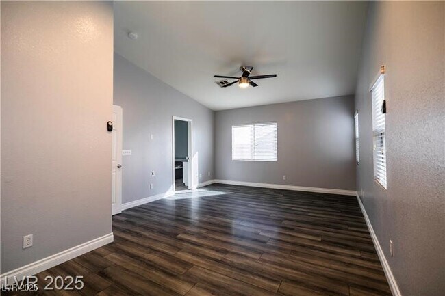 Building Photo - 4720 Painted Hills St