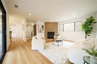 Building Photo - 14927 Condon Ave