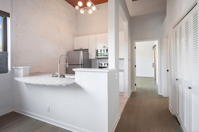 Building Photo - 149 Water St