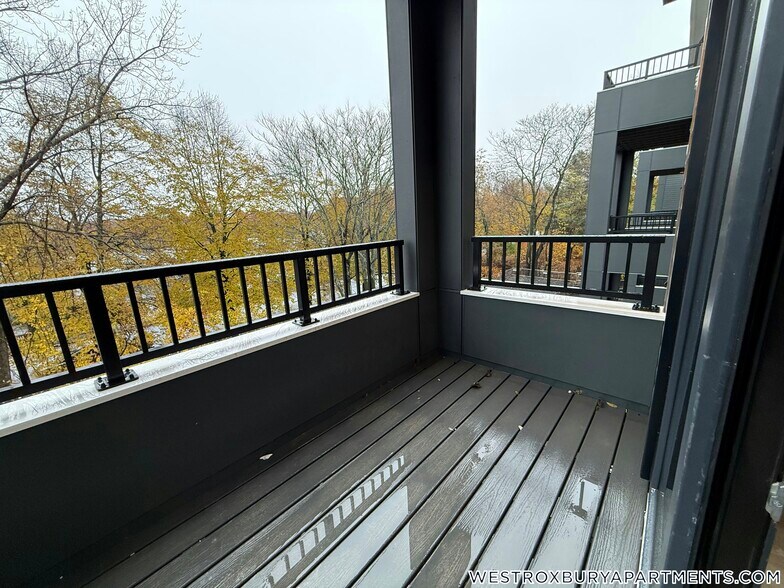 Building Photo - 199 Gardner St