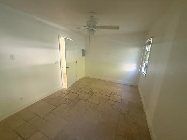 Building Photo - 16 Brookside Pl